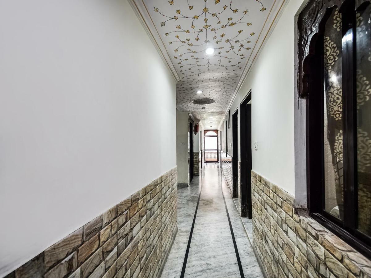 Oyo 48665 Kesar Palace Amer Exterior photo